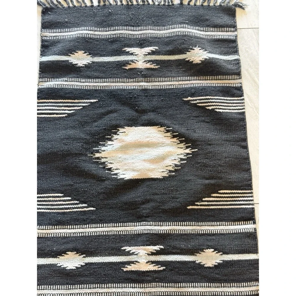 Vintage Mexican Handwoven Area Rug Small Southwestern Accent Entryway Mat 40
